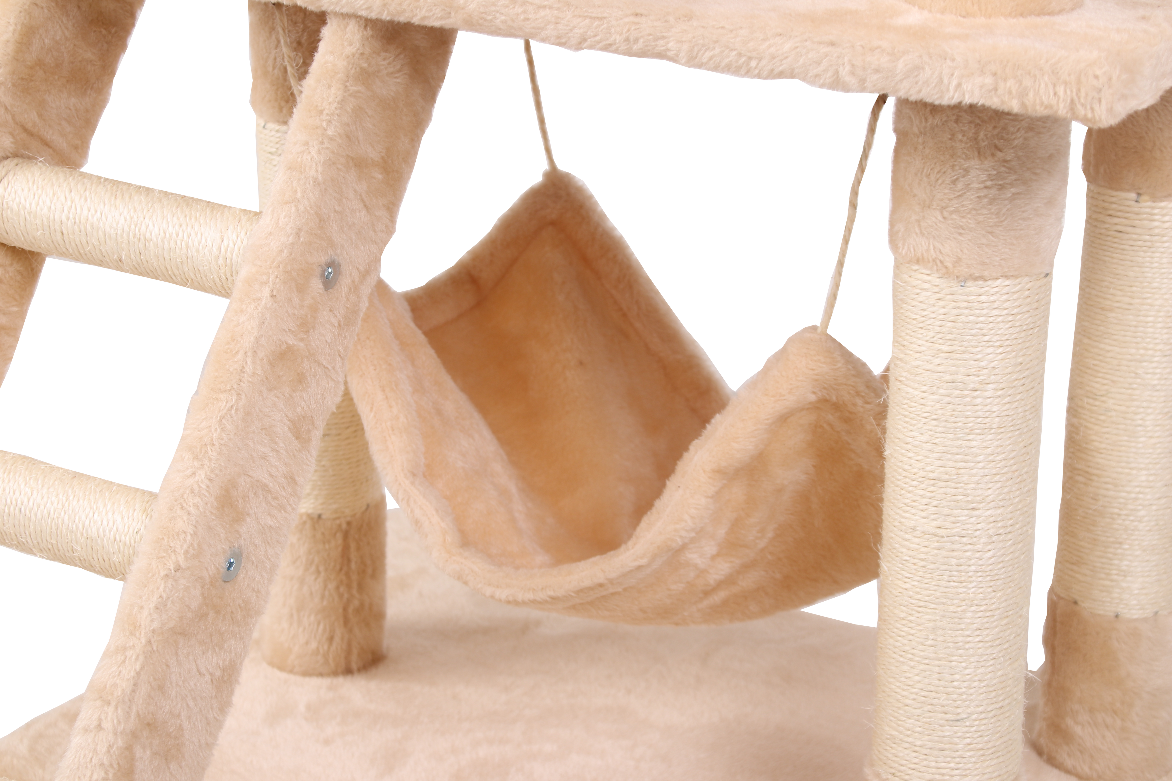 Hamacs moelleux et plateformes de repos pour chat
